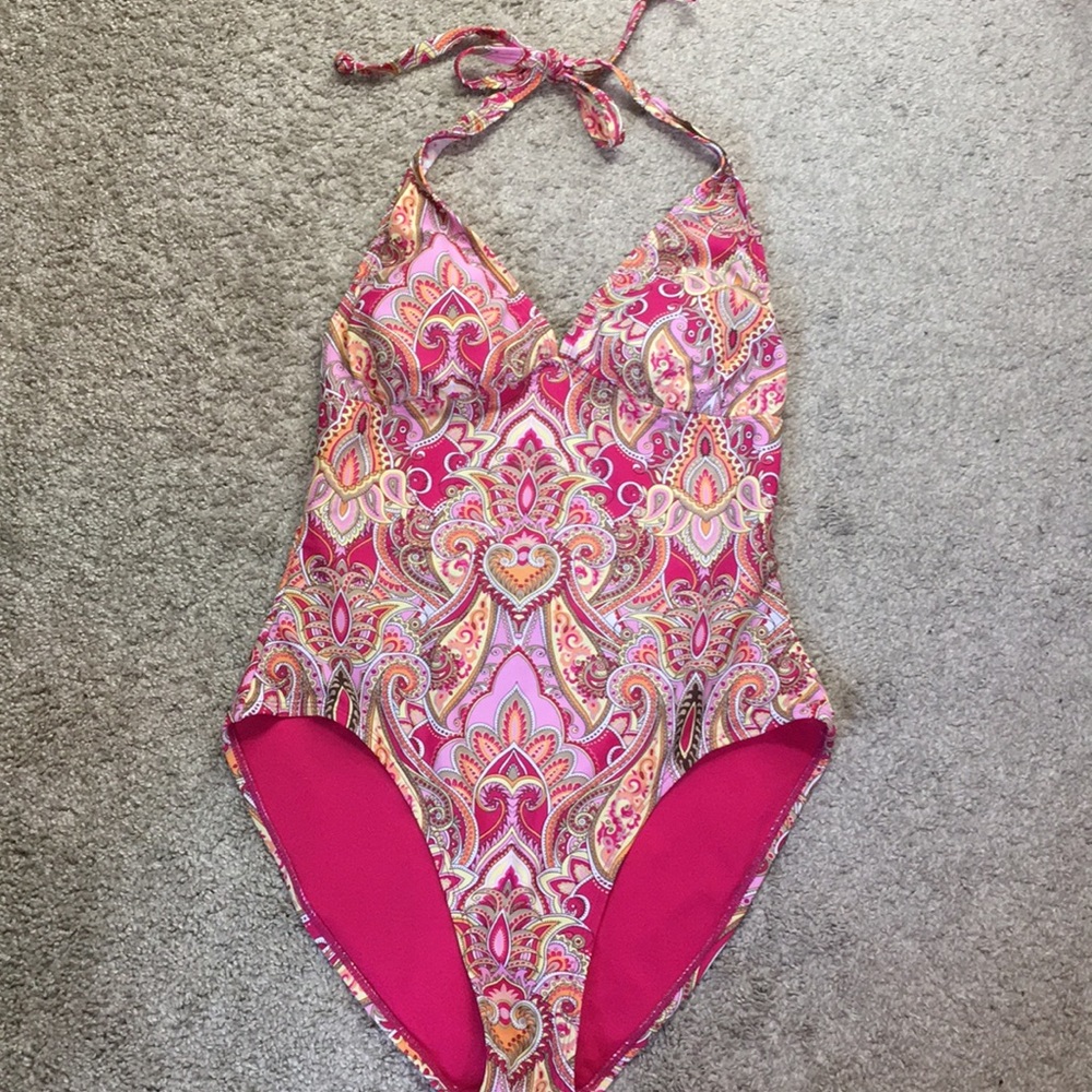 One piece bathing suit